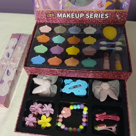 Kpop Bundle - Picture 2 of 2